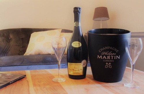 Cumieres Cama Y Desayuno | Champagne Philippe Martin - Suite Suzanne