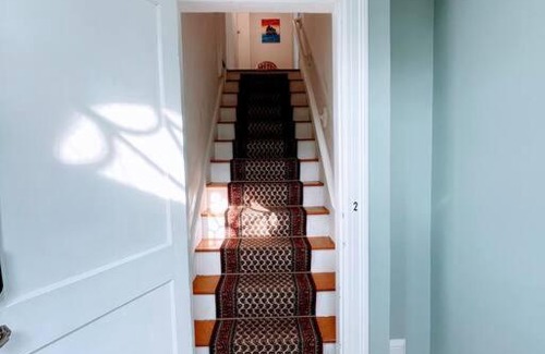Andover Apartamento | Phillips Academy Andover Two-Bedroom Apartment and Free Parking
