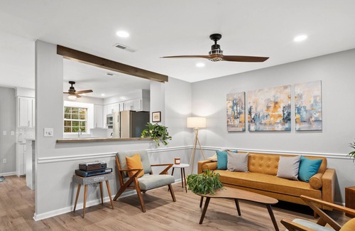 Cordesville Casa | Phil’s on Flynn: Modern Retro