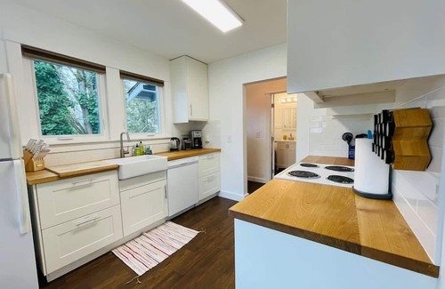 Seattle Cabaña | Phinneywood Cottage - Greenlake - Zoo - Phinney