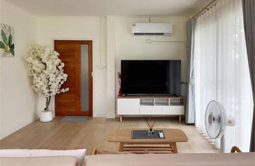 Tha Tum Casa | Phiratara River House บ้าน พิรธารา ริมแม่น้ำปราจีนบุรี