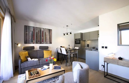 Bergers Apartamento | PHOA45 Magnificent apartment on the Pisten in residence with pool