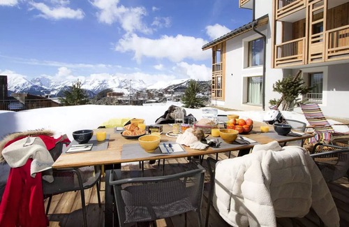 Bergers Apartamento | PHOF02 Schöne helle Wohnung von 80 m2 mit Bergblick