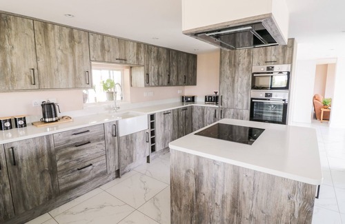 Forest of Dean Cabaña | Phoenix House