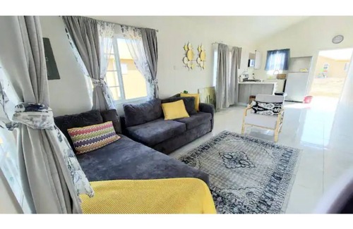 Portmore Casa | Phoenix Parkvillage vacation home