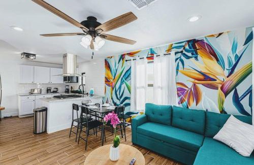 Downtown Phoenix Casa | Phoenix Retreat - 2 Bedroom Home with King-Size Bed - 3 Smart TVs - 10 min from Airp - Unit A