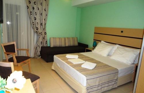 Sarti Apartamento | Phoenix Studios