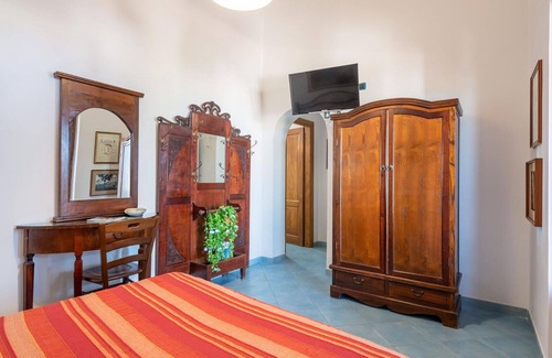 Lipari Historic Centre Cama Y Desayuno | Phoinikodes By Halldis