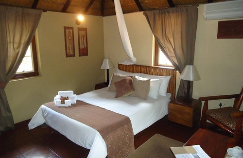 Selebi-Phikwe Cabina | Phokoje Bush Lodge