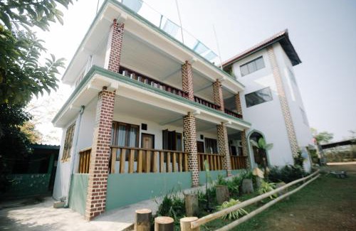 Phoun Hin Boun Casa | Phosy Thalang Laos