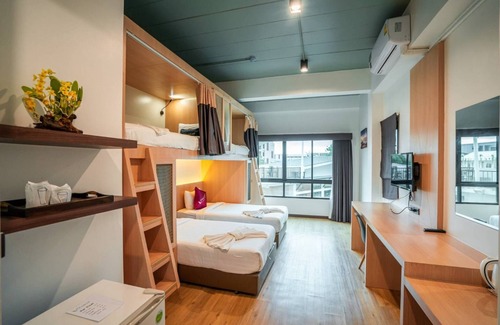 Mai Khao Hotel | Phuket Airport Place
