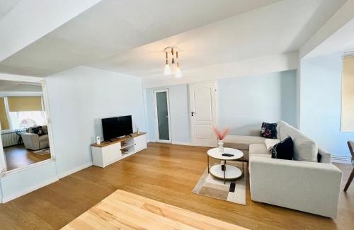 Old Town Apartamento | Piata Ovidiu 14