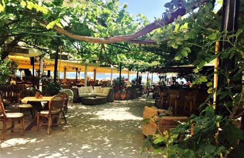 Potos Casa | Piatsa Michalis