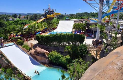Prive das Caldas Apartamento | Piazza diRoma com acesso ao Acqua Park - Temporada Cn Luciana