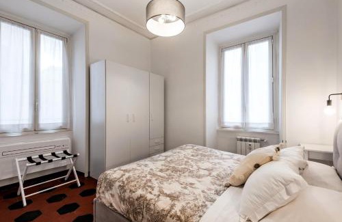 Testaccio Apartamento | Piazza Testaccio Home apt E1- Luminoso con vista piazza Testaccio