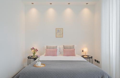 Carate Urio Apartamento | Piccola Como Lotus by Rent All Como