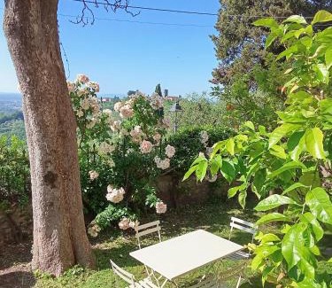Colle di Buggiano Apartamento | piccolo borgo