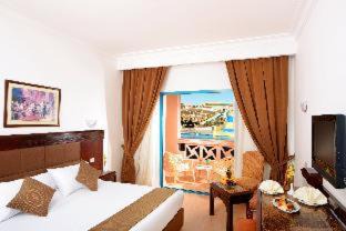 Village Road Complejo | Pickalbatros Aqua Park Resort - Hurghada