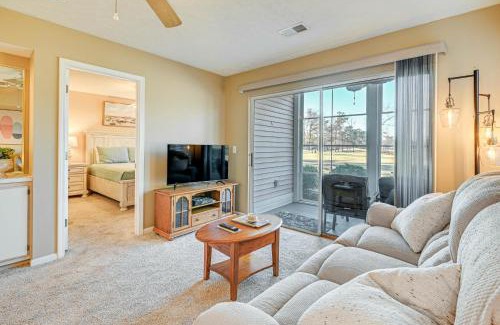 Carolina Forest Apartamento | Pickleball and Pool Access Myrtle Beach Condo
