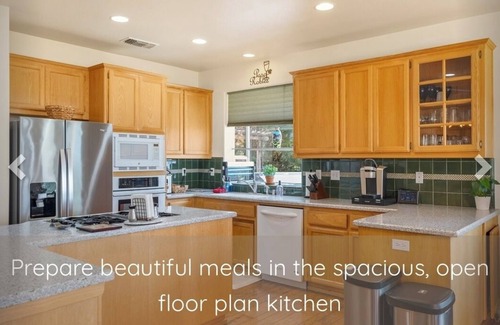 San Miguel Casa | Pickleball @ Casa De-Vine in Paso Robles Wine Country, 10 Acres, Vineyard Views