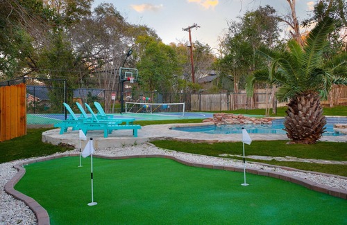 Oakwell Farms Casa | Pickleball & Heated Pool & Game Room & Mini Golf