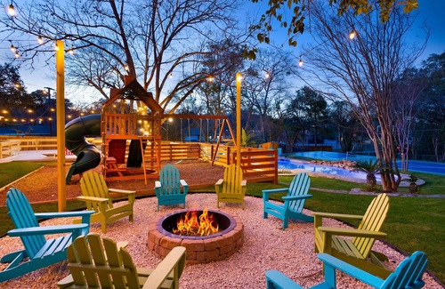 Oakwell Farms Casa | Pickleball & Heated Pool & Game Room & Mini Golf