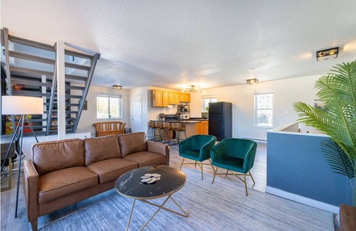 Draper Apartamento | Pickleball - Mini Golf - Skiing - Games - Mt. Biking - Cozy Private Suite