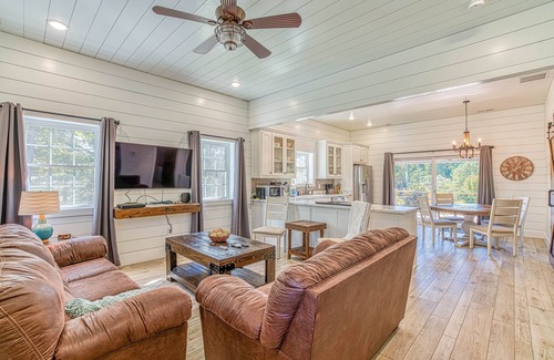 Waterloo Casa | Pickwick Lake Vacation Rental (Sleeps 8-10) 3 BR,2 bath