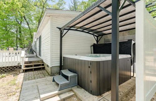 Pullman Casa | Picture Perfect Dual Home on the Lake