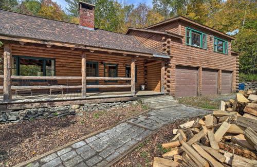 Bridgewater Corners Casa | Picture-Perfect Vermont Mtn Cabin with Hot Tub!