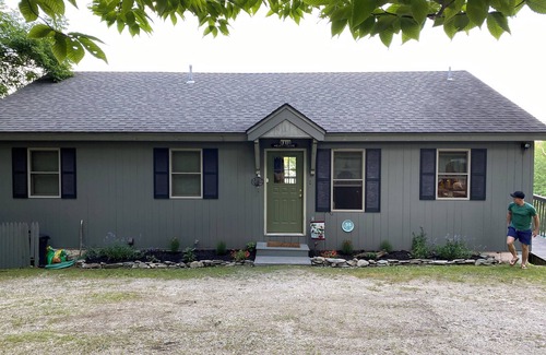 Mount Holly Casa | Picturesque 3-bedroom lake house with WiFi in charming Mt Holly, Okemo Mountain