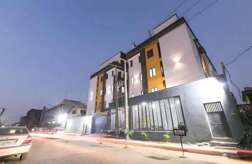 Lagos Mainland Apartamento | Picturesque 3-bedroom Apartment in Yaba