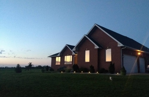 Greenwich Casa | Picturesque Brick Home In Country, 1 Mile from East Lake and Osage Nature Trail!