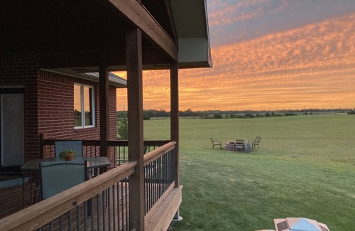 Greenwich Casa | Picturesque Brick Home In Country, 1 Mile from East Lake and Osage Nature Trail!