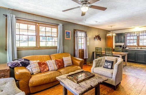 Maggie Valley Cabaña | Picturesque Cabin - Ponds, Fireplace, AC, WiFi - Snowbird, Biker & Pet-Friendly
