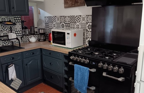 Messe Cabaña | Picturesque cosy cottage in the French countryside to relax with private pool.