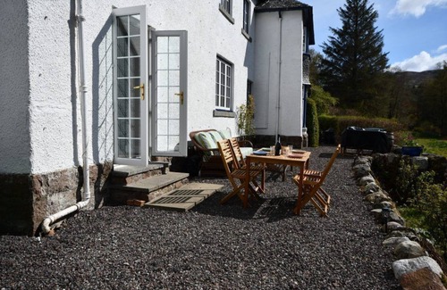 Taynuilt Apartamento | Picturesque country suite located at Lonan Country House & Gardens in Scotland!