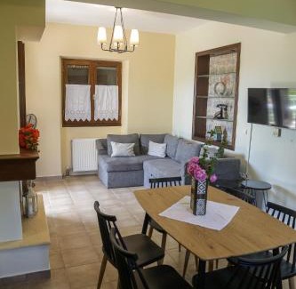 Leonidio Casa | Picturesque Houses