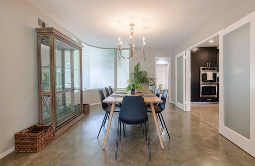 Studio City Casa | Picturesque Laurel Canyon Home w/Heated Pool/Spa