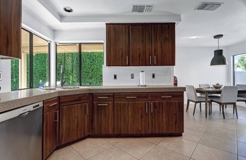 Araby Casa | Picturesque Palm Springs Homes in Los Compadres with Private Resort Style Backya