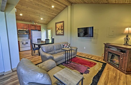 Port Angeles Cabina | Picturesque Port Angeles Cabin w/ Fire Pit!