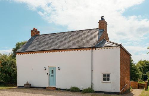 Yarm Casa | Picturesque Riverside luxury cottage in Yarm