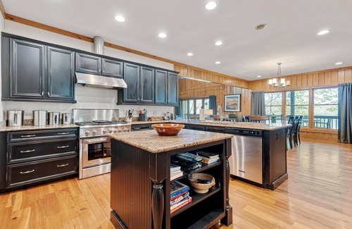 Tuckasegee Casa | Picturesque, Spacious, Mountain, Lake Home