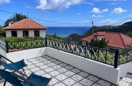 Porto da Cruz Casa | Picturesque stay Porto da Cruz