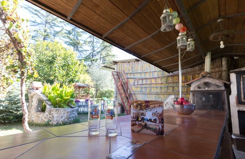 Palombara Sabina Villa | Encantadora y pintoresca villa con piscina en el corazón de la naturaleza pura