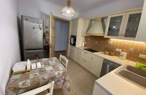Filoti Apartamento | Piecefull country Home in Greek island (Naxos) Oak & Olive seanery Free Parking
