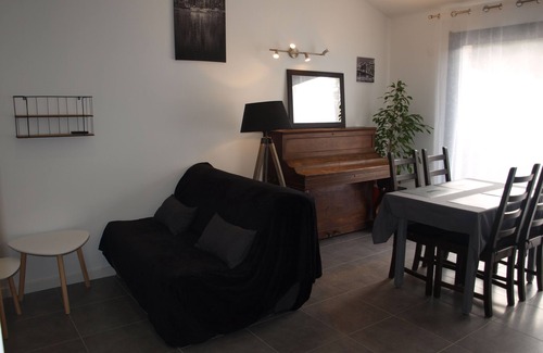 Villefranche-de-Lauragais Casa | Pied à terre Chicas de los jardines