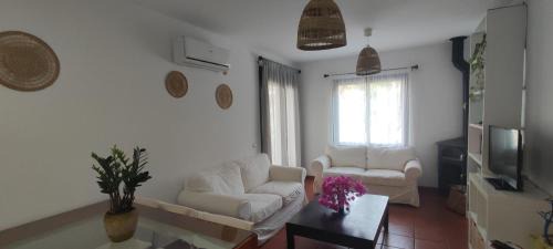 Rodalquilar Apartamento | PiedraNegra, apartamento completo con patio, terraza y BBQ