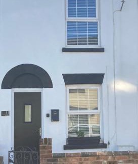 Gorleston-on-Sea Casa | Pier Road Holiday Home