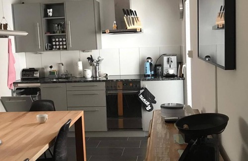 Adelboden Apartamento | Pierenhus 1.Stock by Interhome